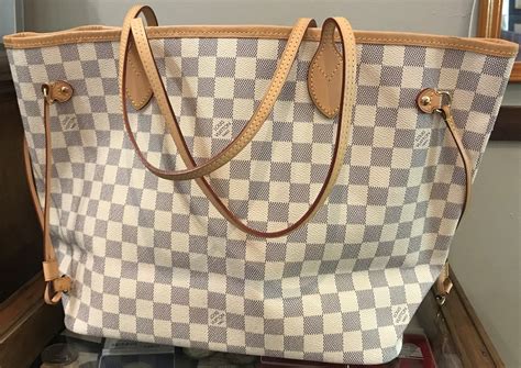 how much does a louis vuitton bag cost to make|louis vuitton price list.